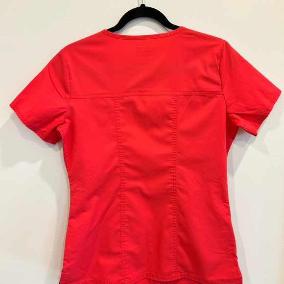 Two sets of Women’s Scrubs in Gray and Pink. Extra women’s scrub top included! - Picture 5 of 12